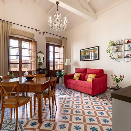 Апартаменты Mch-Marina Charming House Кальяри Экстерьер фото